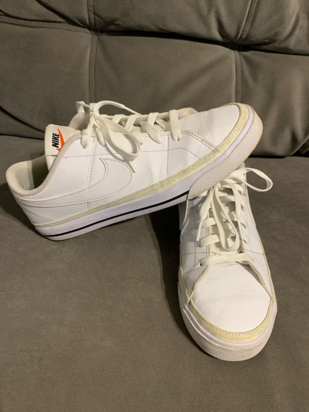 Nike Women’s White Low-Top Sneakers with Subtle Cream Trim